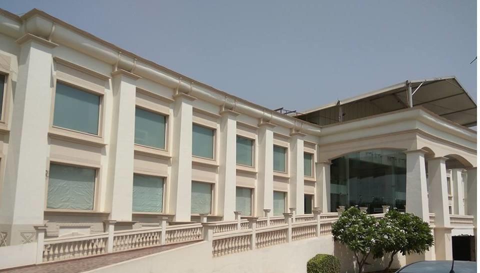 Udman Hotels And Resorts By Ferns N Petals Nova Deli Exterior foto